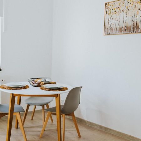 Victoria One Apartments Brasov Exterior photo